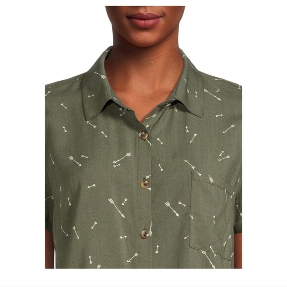 No Boundaries Junior's Button-front shirt with Short sleeve Size XS - Picture 2 of 10